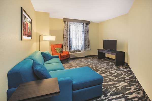  - La Quinta Inn & Suites Kokomo