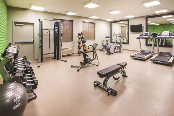 Fitness/ Exercise Room - La Quinta Inn & Suites Kokomo