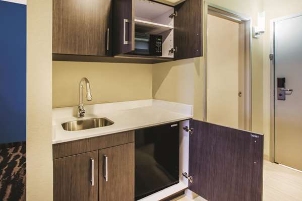  - La Quinta Inn & Suites Kokomo