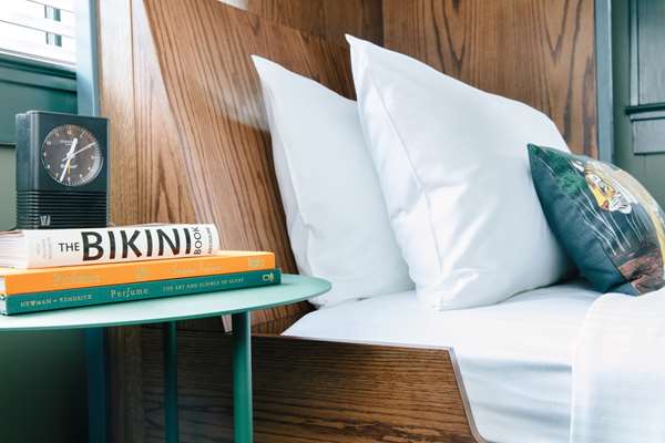  - Hotel Clermont Atlanta