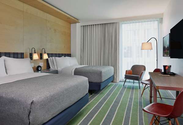  - Canopy by Hilton Hotel Pearl District Portland - I-405, Exit 2B
