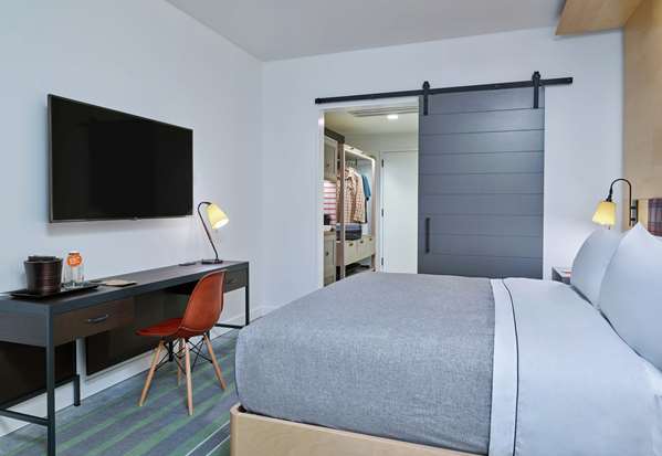  - Canopy by Hilton Hotel Pearl District Portland - I-405, Exit 2B