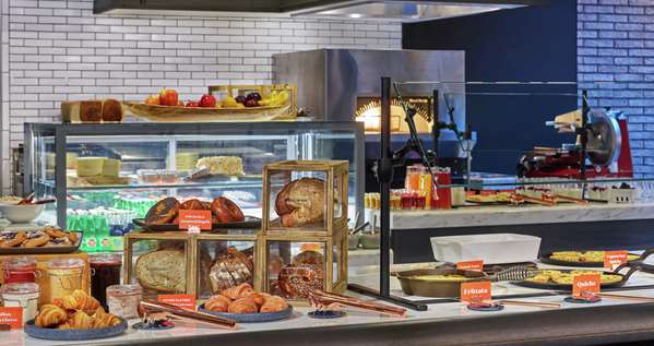 Restaurant - Canopy by Hilton Hotel Pearl District Portland - I-405, Exit 2B