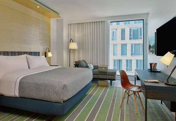  - Canopy by Hilton Hotel Pearl District Portland - I-405, Exit 2B
