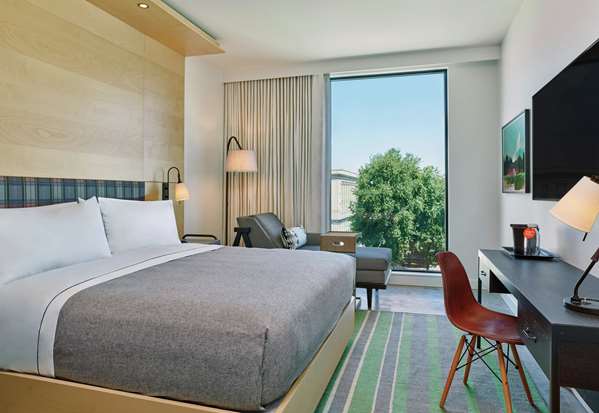  - Canopy by Hilton Hotel Pearl District Portland - I-405, Exit 2B