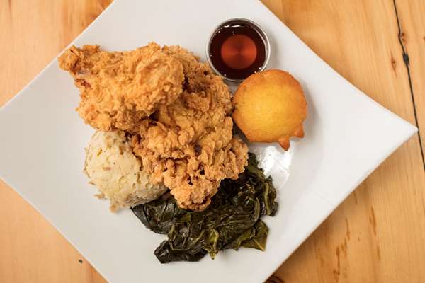 Restaurant - Tailwater Lodge Altmar