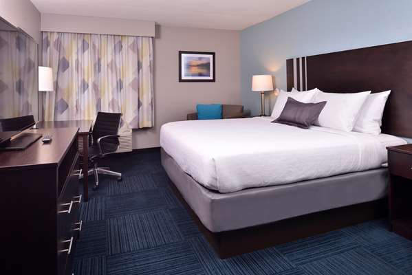  - Best Western St Clairsville Hotel - I-70, Exit 218