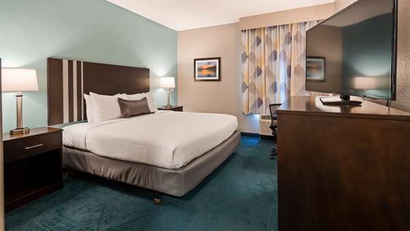  - Best Western St Clairsville Hotel - I-70, Exit 218