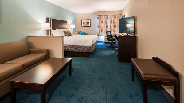 Suite - Best Western St Clairsville Hotel - I-70, Exit 218