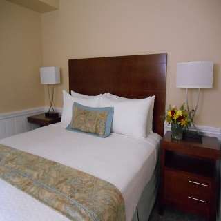  - Carmel Bay View Inn