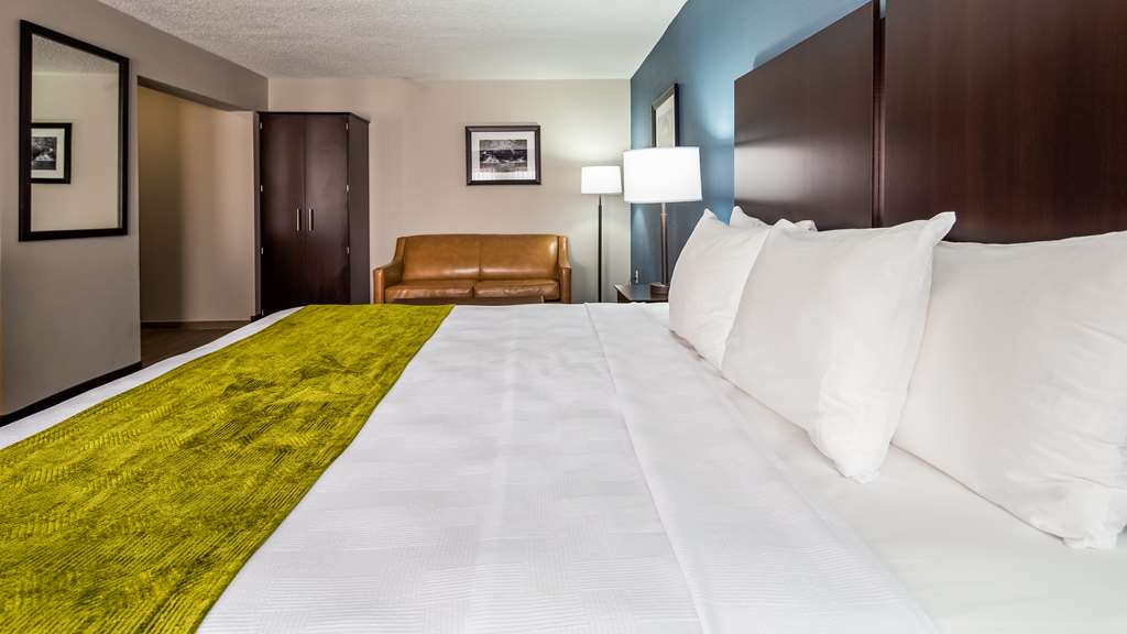 Best Western Rock Hill-guestroom-Guest Room,Suite,On-Site.jpg