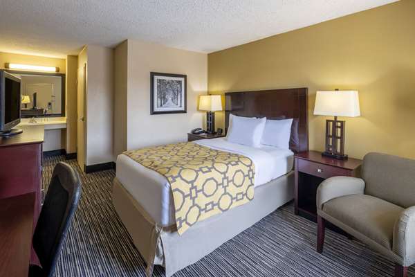  - Baymont Inn & Suites Columbus - I-185, Exit 8