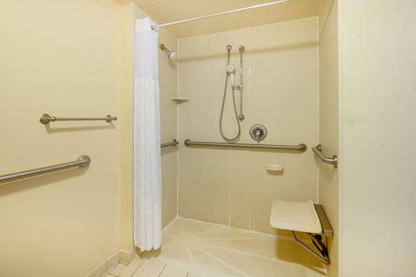  - Baymont Inn & Suites Columbus - I-185, Exit 8