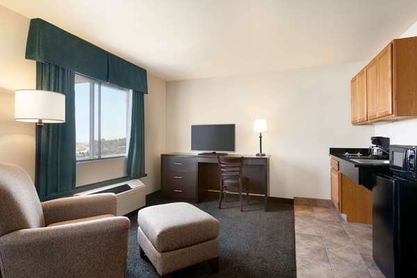  - Baymont Inn & Suites Elko - I-80, Exit 301