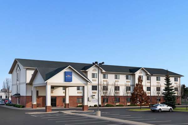 Exterior view - Baymont Inn & Suites Buffalo Airport Cheektowaga - I-90, Exit 52