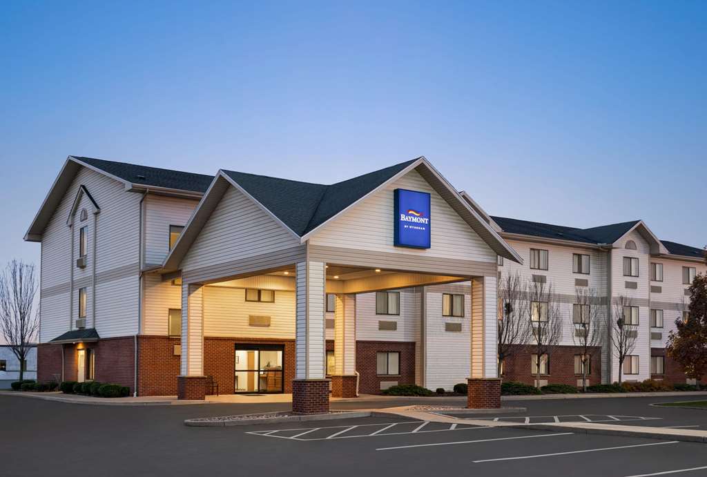 Baymont Inn & Suites Buffalo
