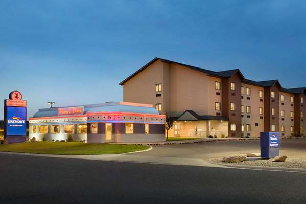 Exterior view - Baymont Inn & Suites Glendive