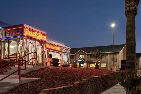 Exterior view - Travelodge Yuma