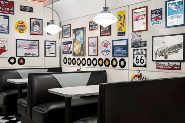 Restaurant - Travelodge Yuma