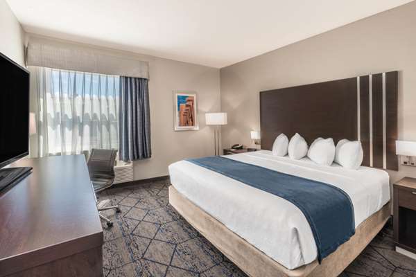  - Baymont Inn & Suites Albuquerque - I-25, Exit 222