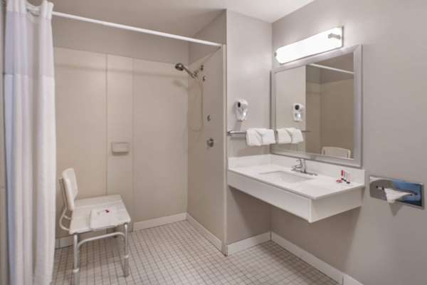  - Baymont Inn & Suites Albuquerque - I-25, Exit 222