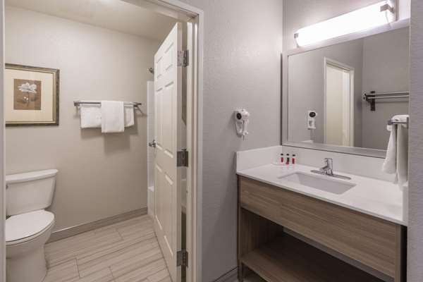  - Baymont Inn & Suites Albuquerque - I-25, Exit 222