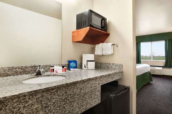  - Baymont Inn & Suites Fremont