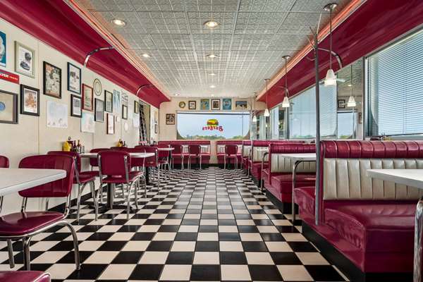 Restaurant - Baymont Inn & Suites Fremont