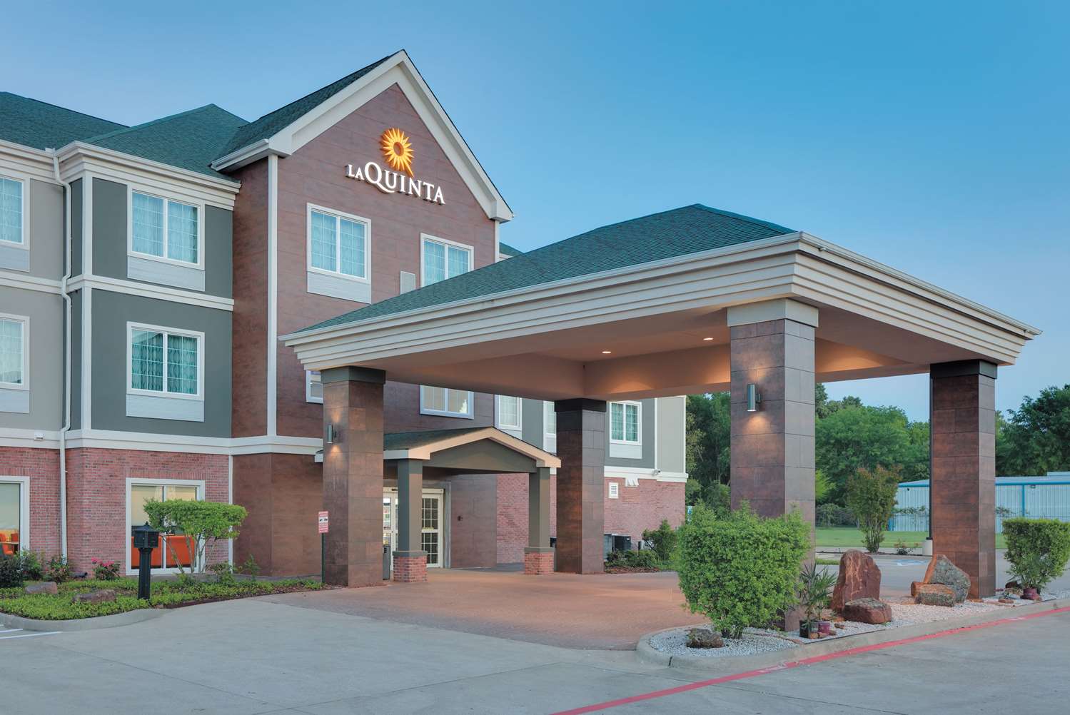 La Quinta Inn & Suites South Tyler, TX See Discounts