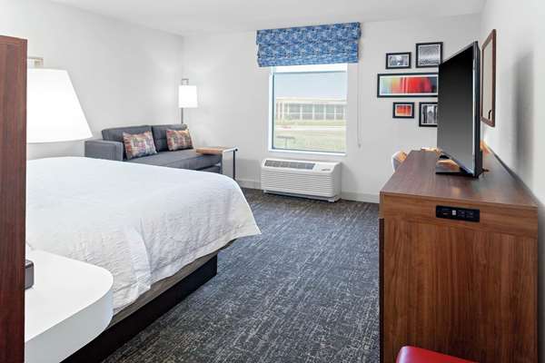  - Hampton Inn & Suites Burr Ridge