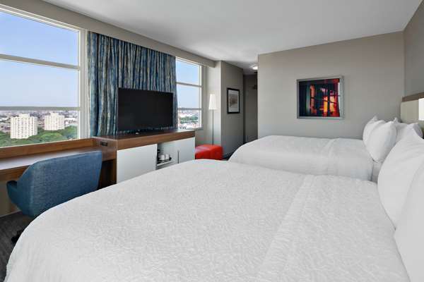  - Hampton Inn McCormick Place Chicago - I-55, Exits 293A & 293C