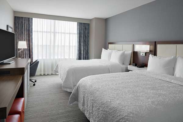  - Hampton Inn McCormick Place Chicago - I-55, Exits 293A & 293C