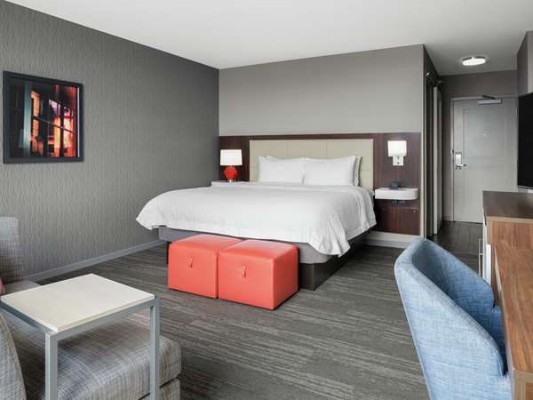  - Hampton Inn McCormick Place Chicago - I-55, Exits 293A & 293C