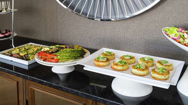 Restaurant - Home2 Suites by Hilton McCormick Place Chicago - I-55, Exits 293A & 293C