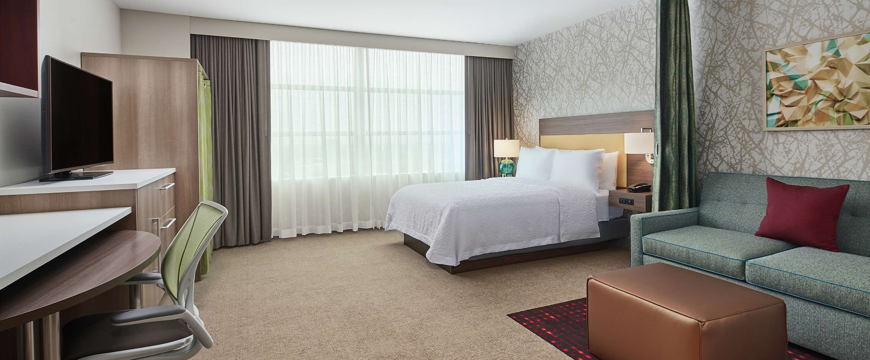Guest room