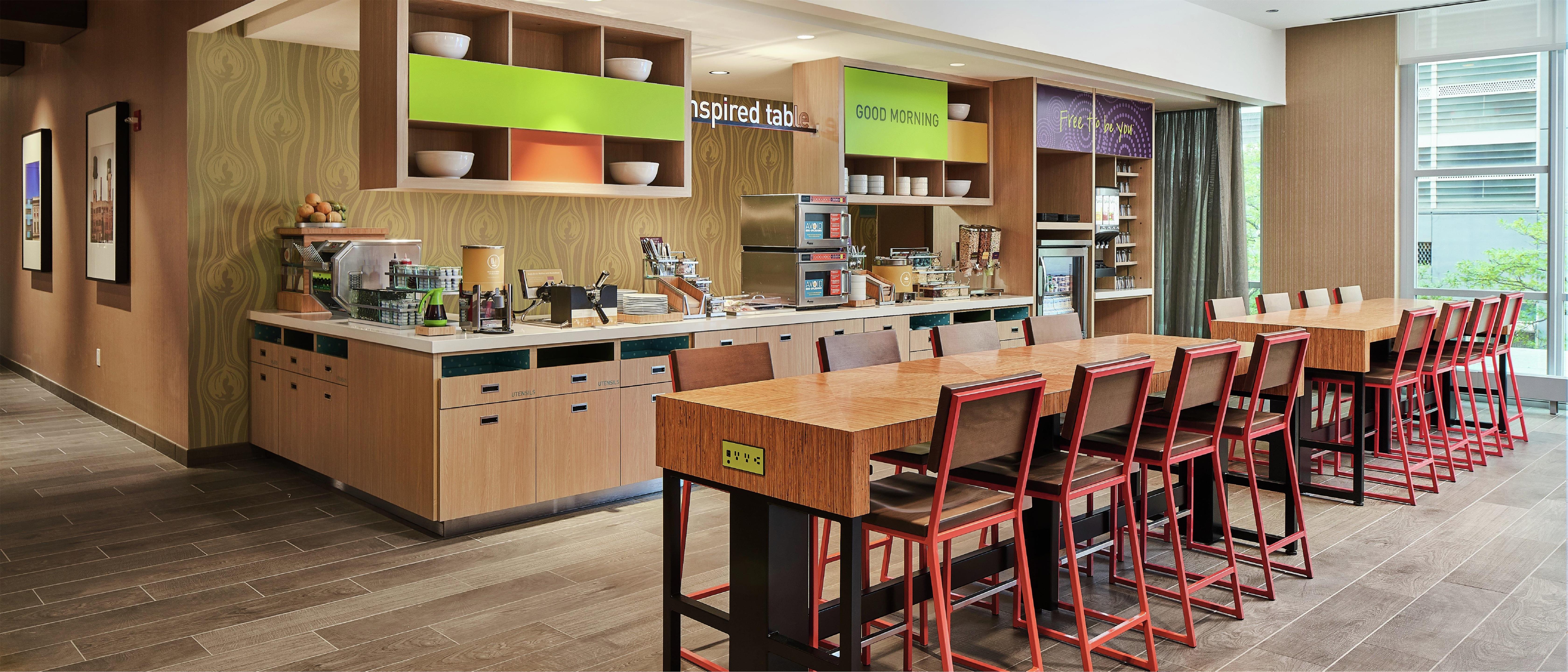 Restaurant | Home2 Suites by Hilton Chicago McCormick Place