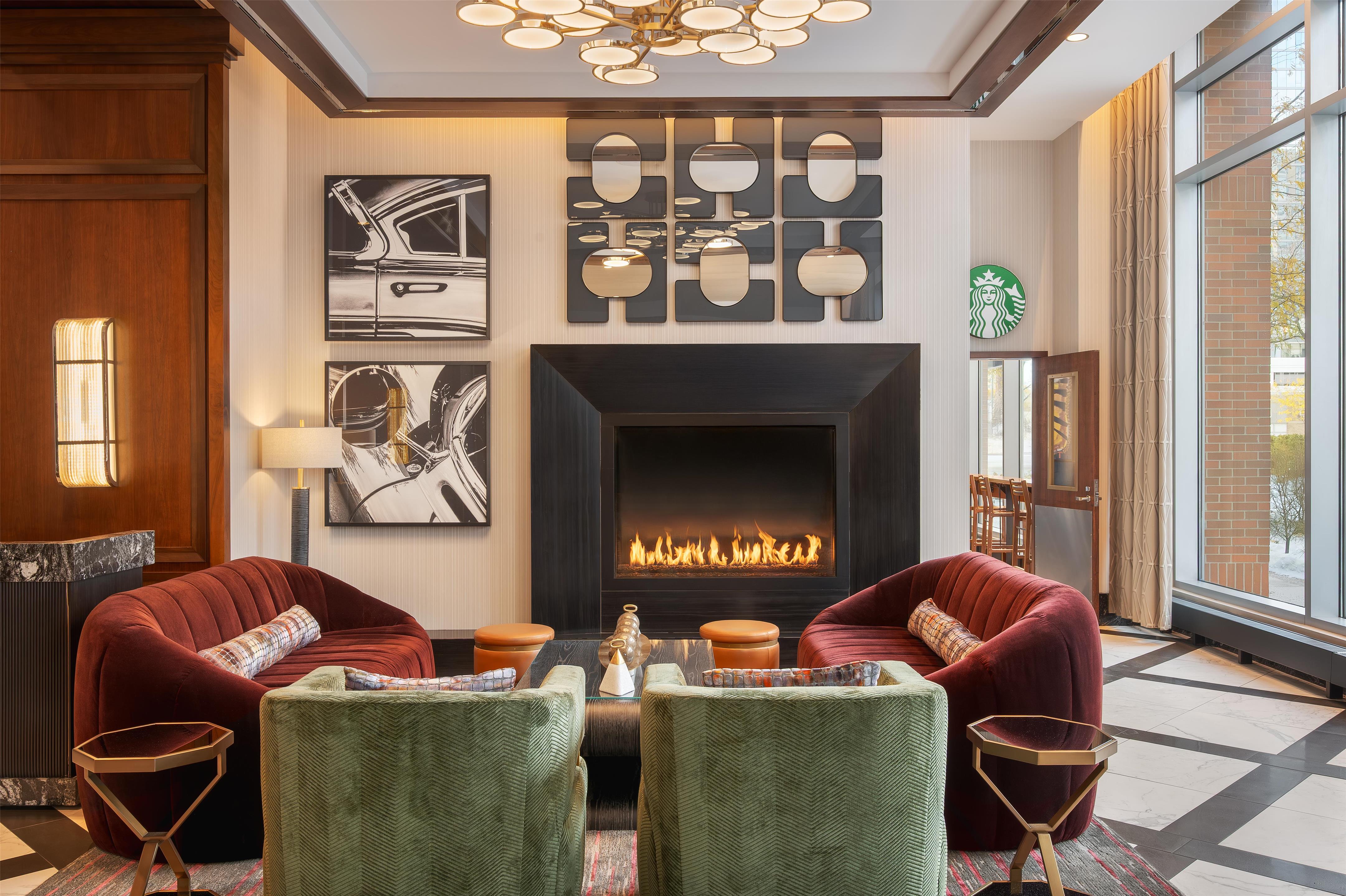 Lobby | Home2 Suites by Hilton Chicago McCormick Place