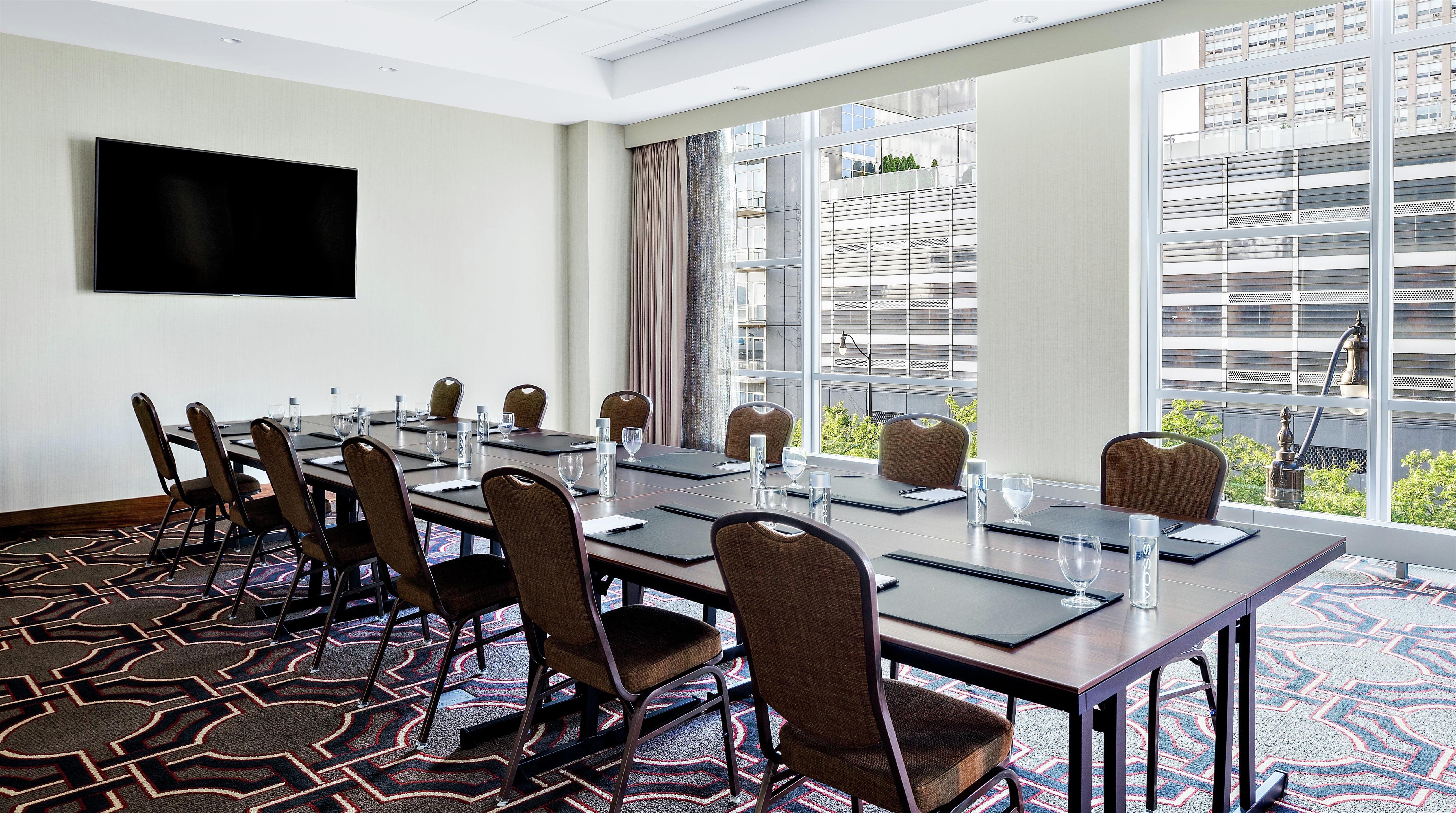 Meeting Room | Hilton Garden Inn Chicago McCormick Place