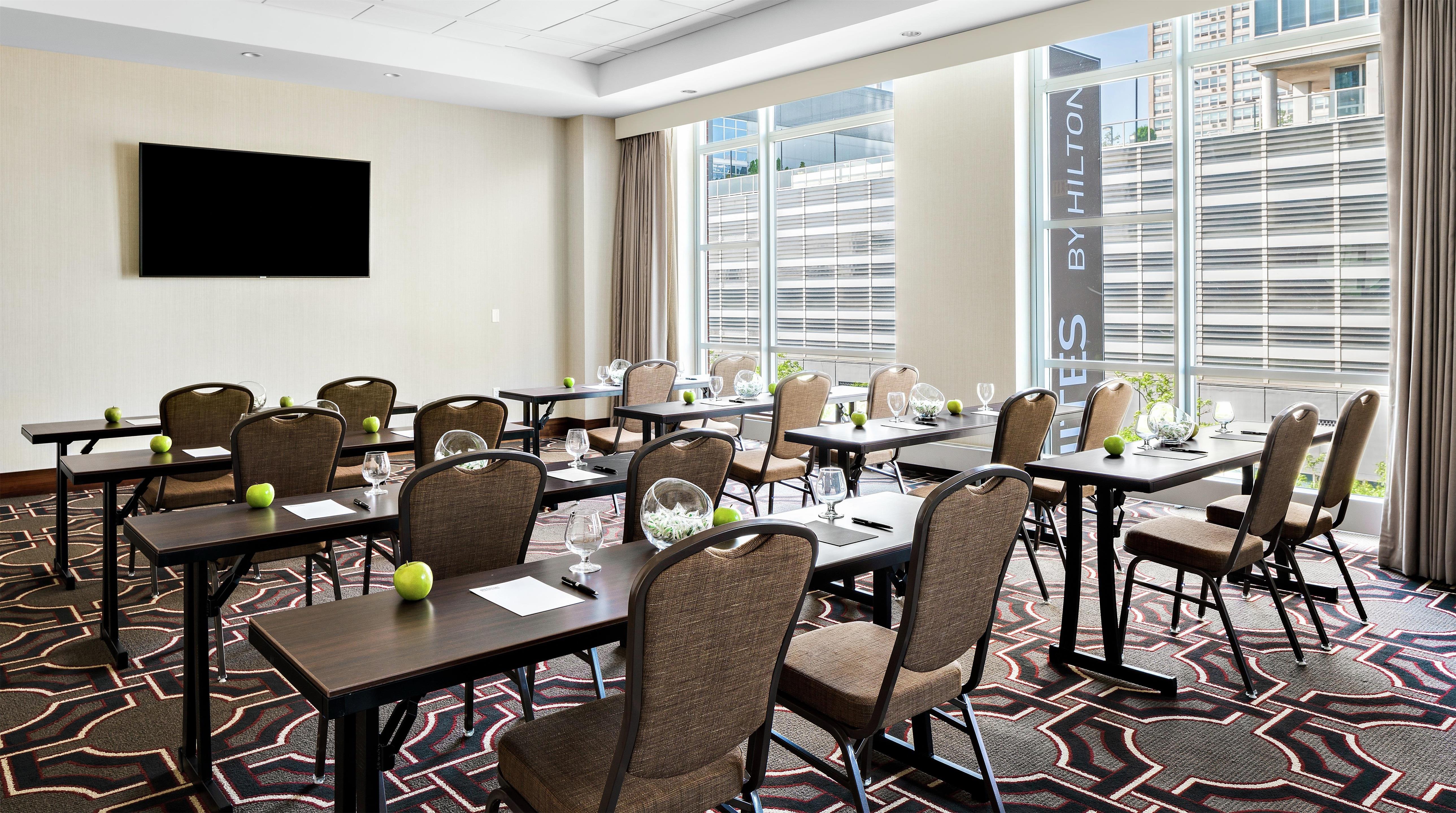 Meeting Room | Hilton Garden Inn Chicago McCormick Place