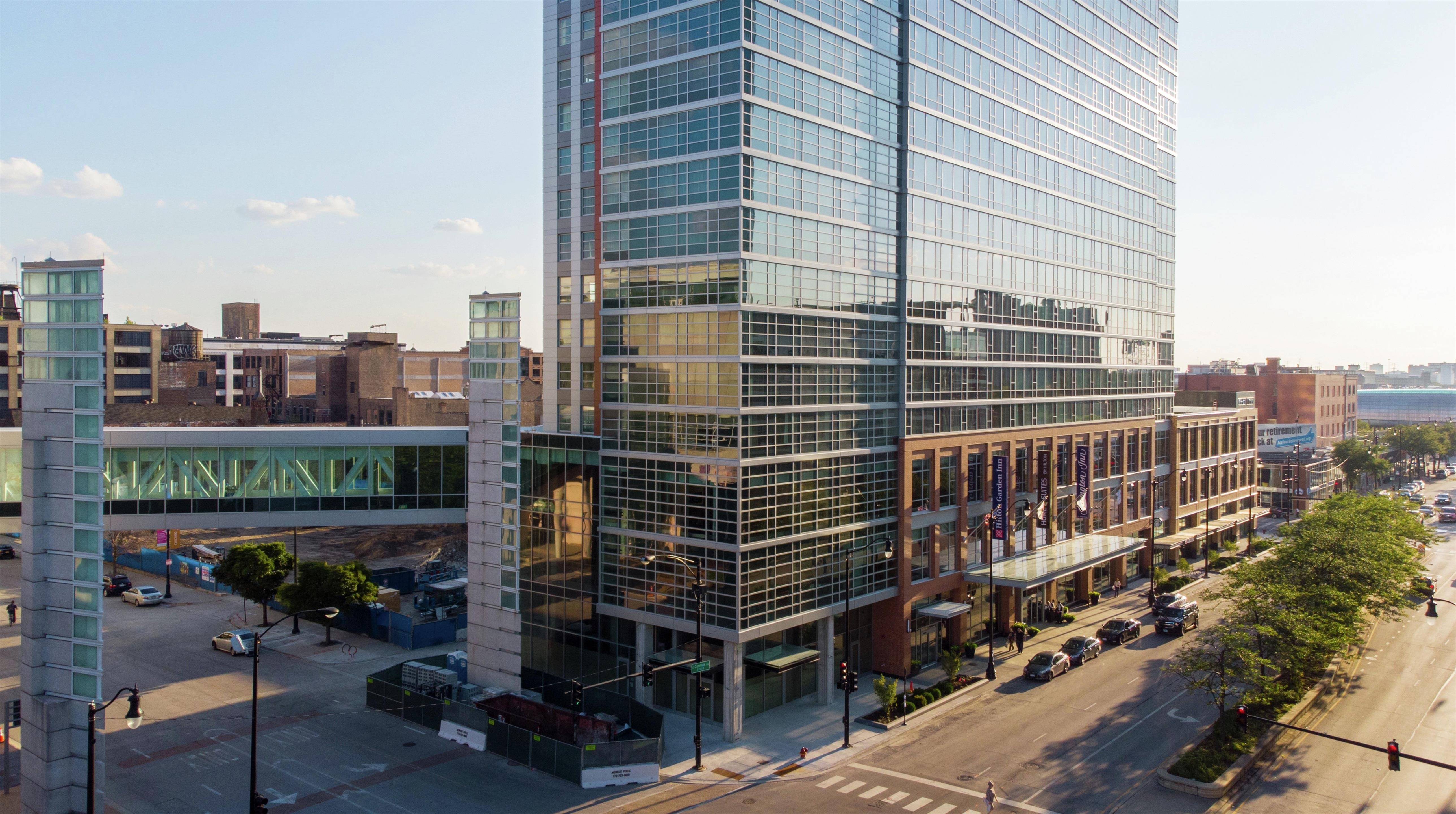 Exterior | Hilton Garden Inn Chicago McCormick Place