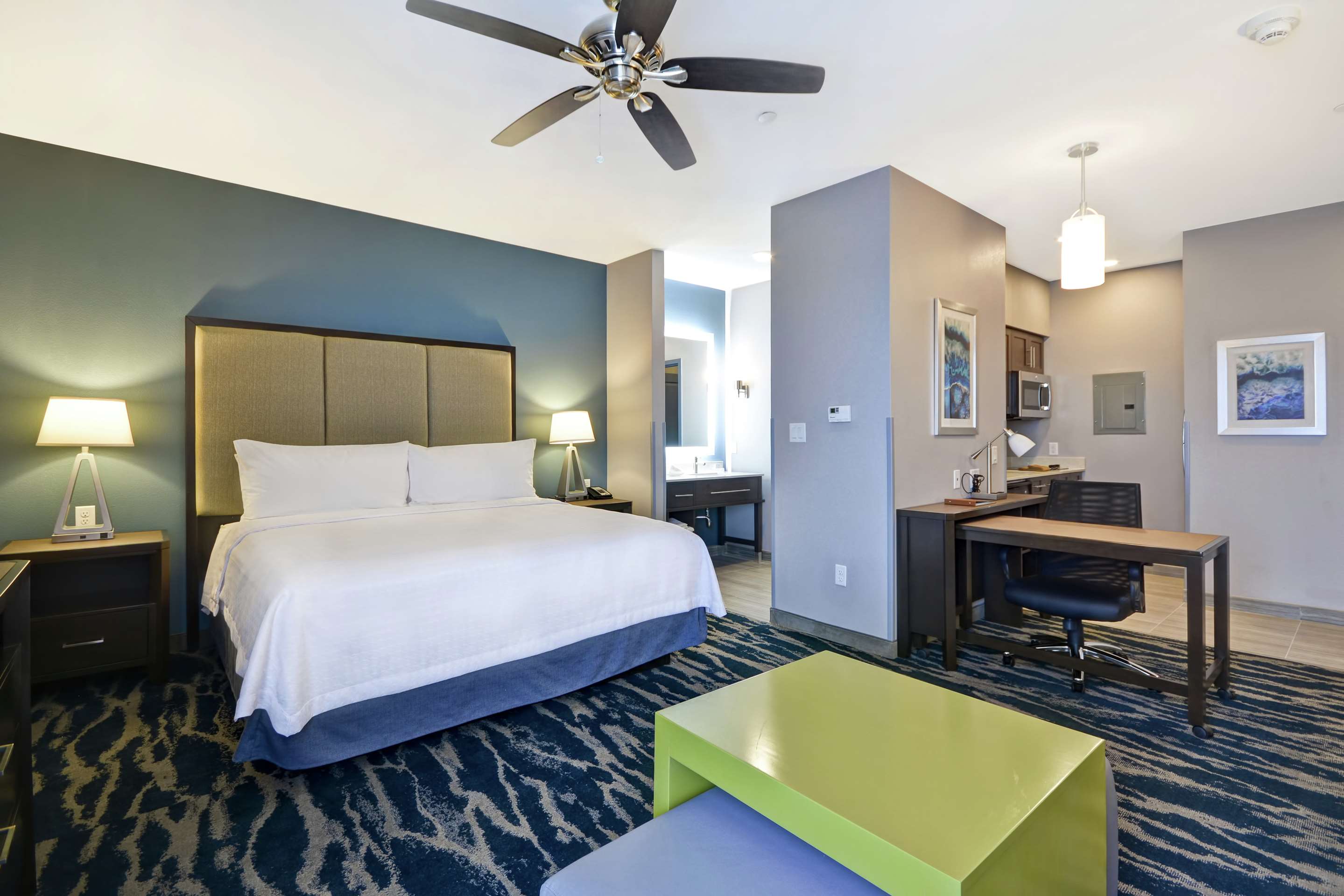 Guest room