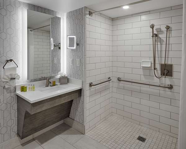  - The Kingsley Hotel Bloomfield Hills