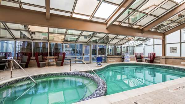 Pool - The Kingsley Hotel Bloomfield Hills