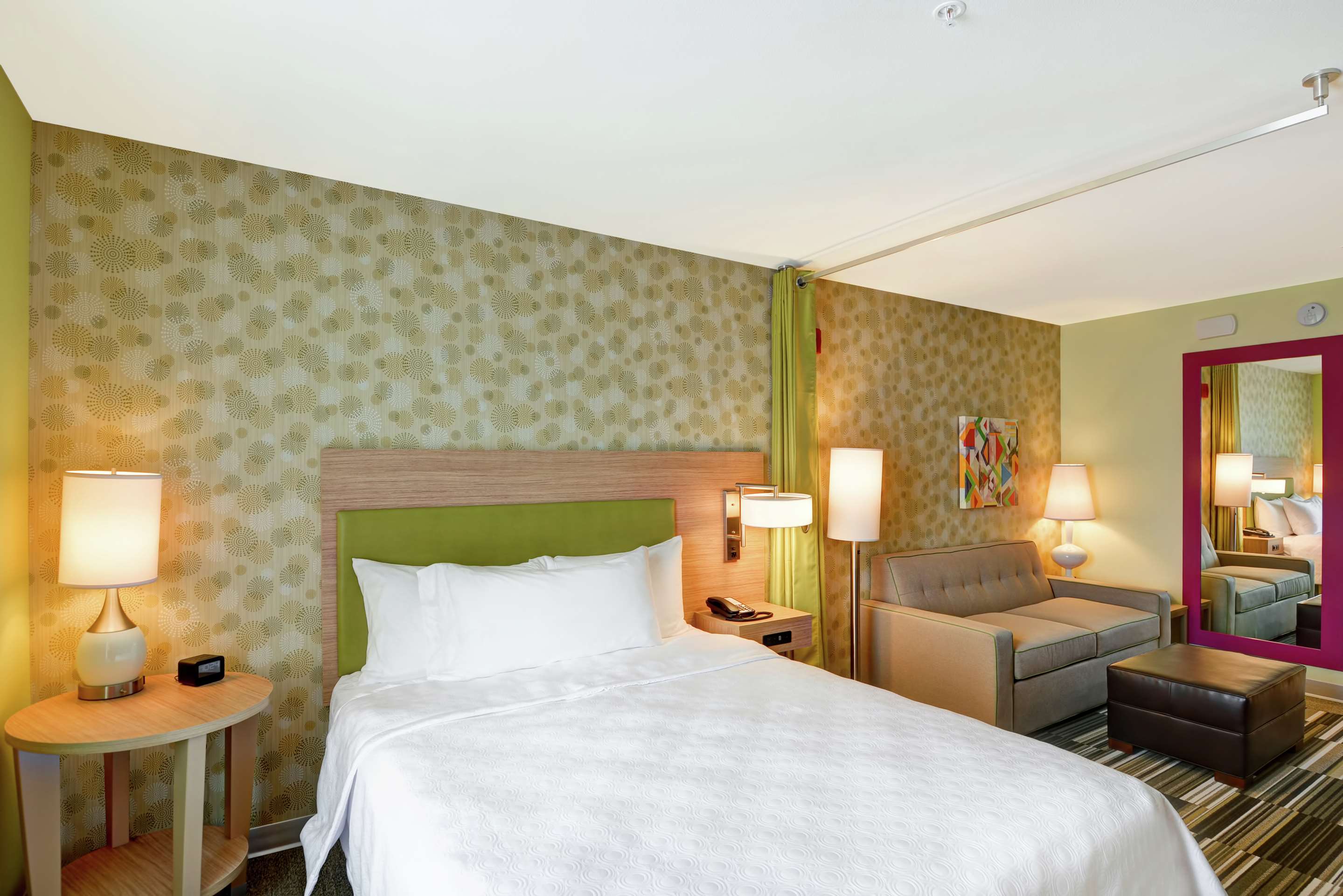 Guest room