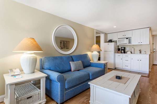 Suite - Bluegreen Vacations Breakers Resort Dennis Port