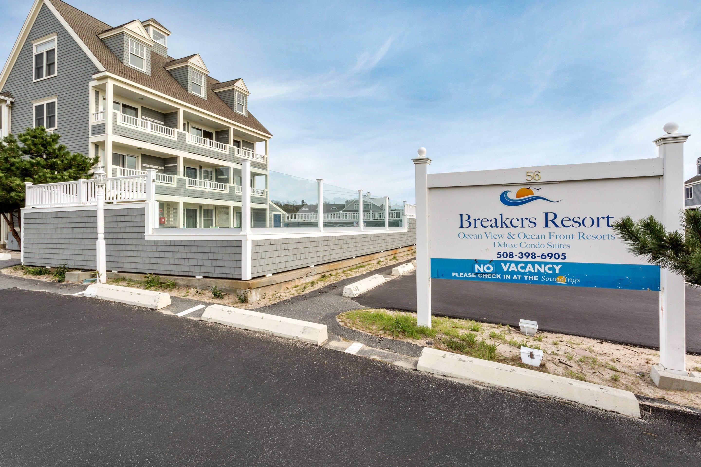 Hotel exterior | Bluegreen Vacations The Breakers, an Ascend Resort