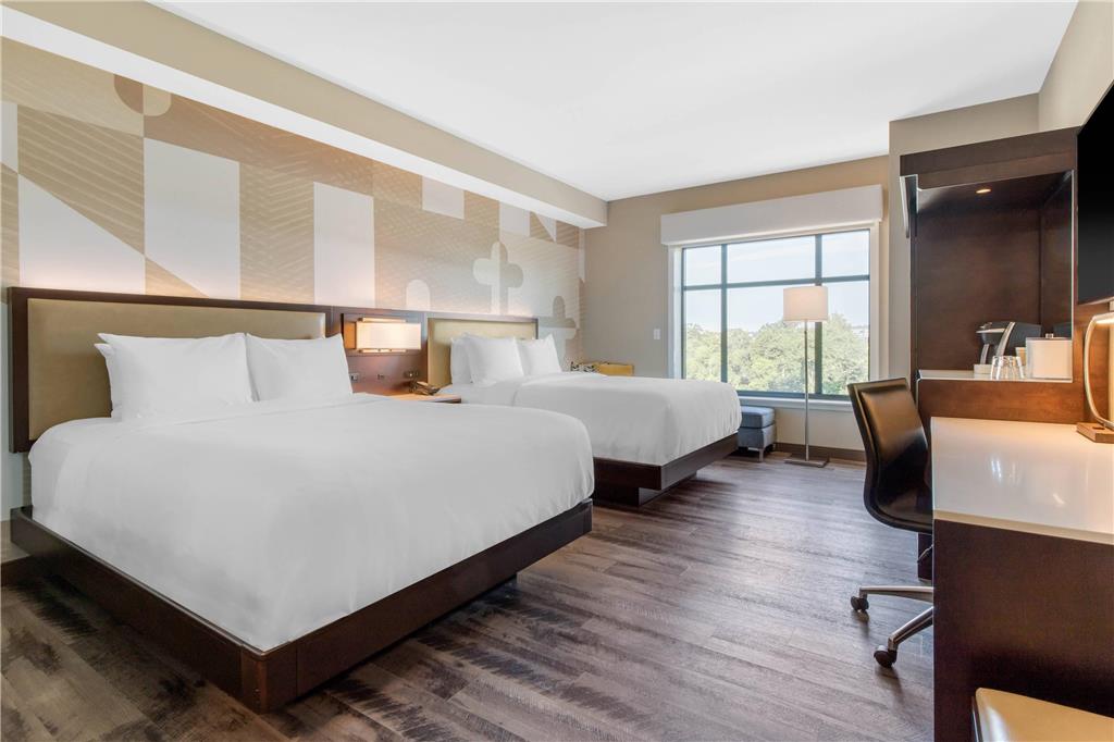 CAMBRIA HOTEL COLLEGE PARK-guestroom-Guest Room,On-Site.jpg