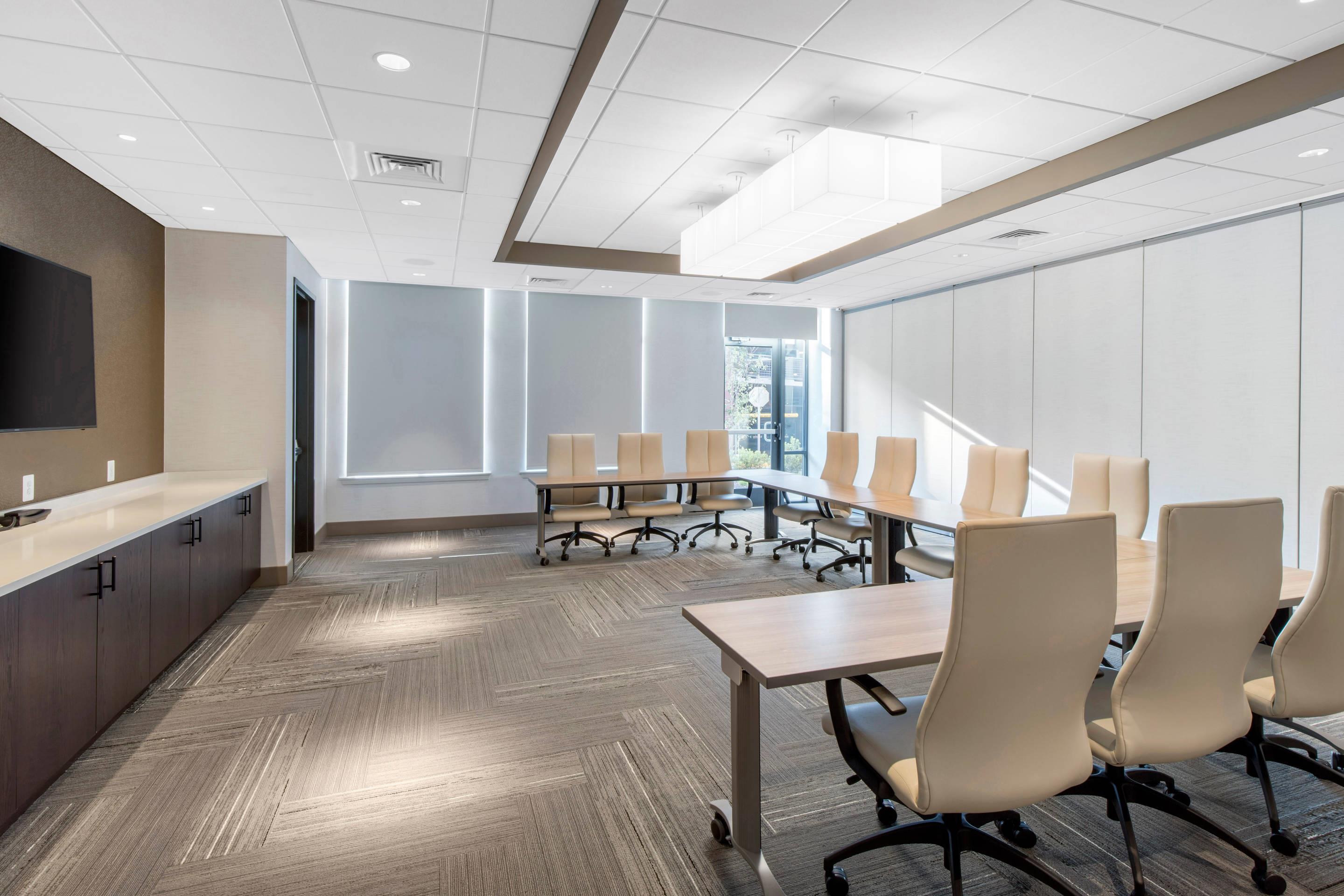Meeting room | Cambria Hotel College Park