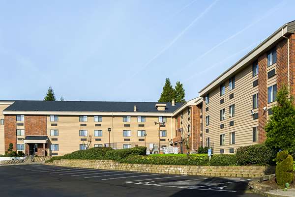 Exterior view - Quality Inn & Suites Clackamas