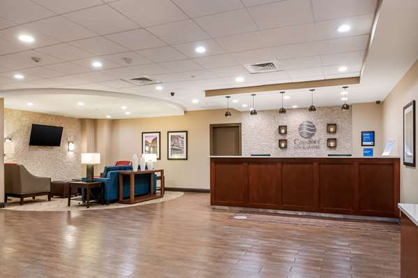  - Comfort Inn & Suites Metairie - I-10, Exit 228